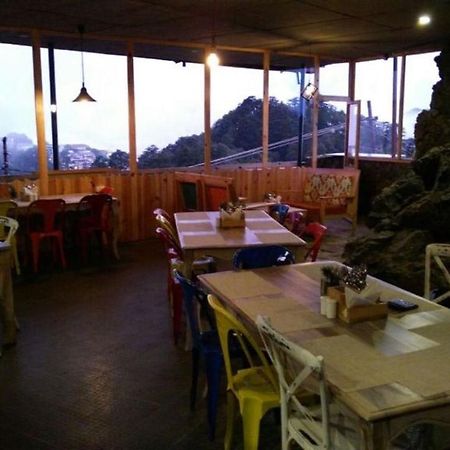 The Cliffe Hotel Mussoorie Buitenkant foto